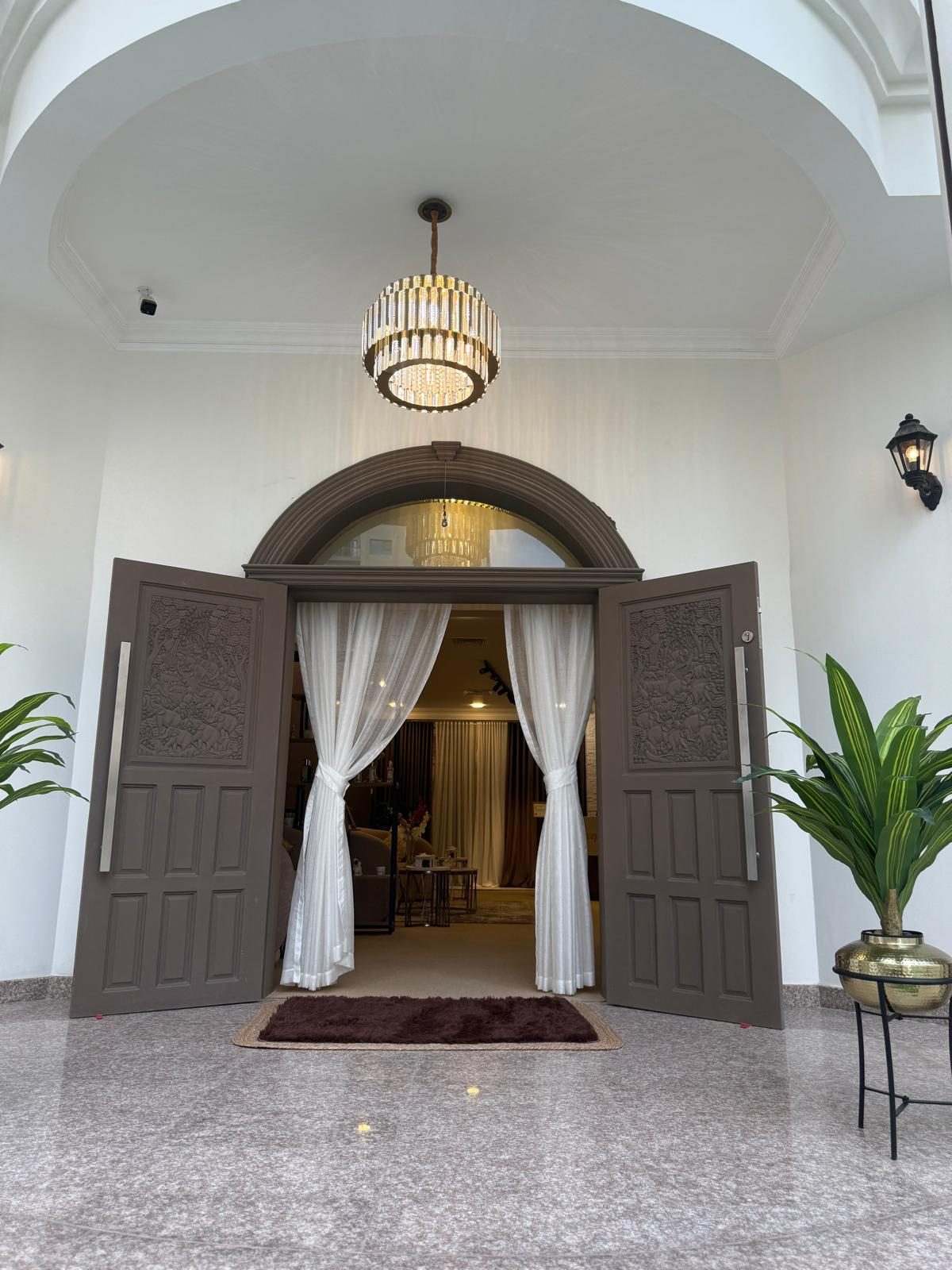 Taj Al Sukun entrance